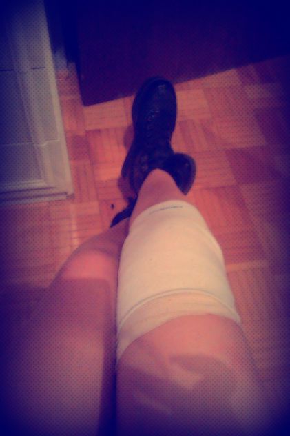 Again!! I have trouble with my knee :(